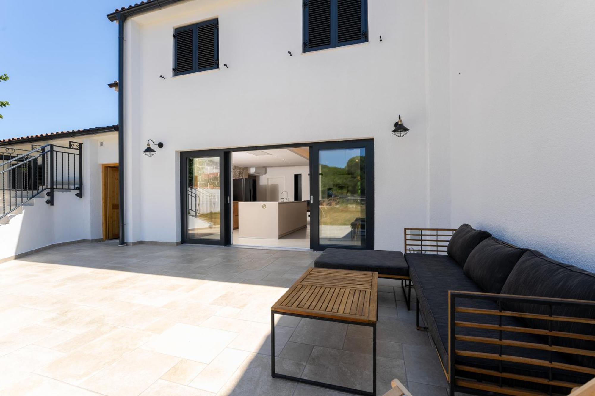Luxury Apartments Villa San Avia บานโจเล ภายนอก รูปภาพ