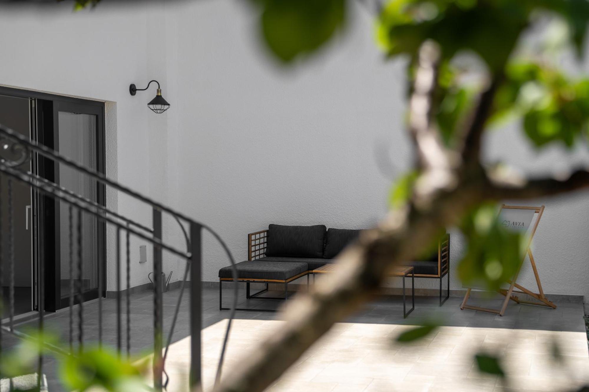 Luxury Apartments Villa San Avia บานโจเล ภายนอก รูปภาพ