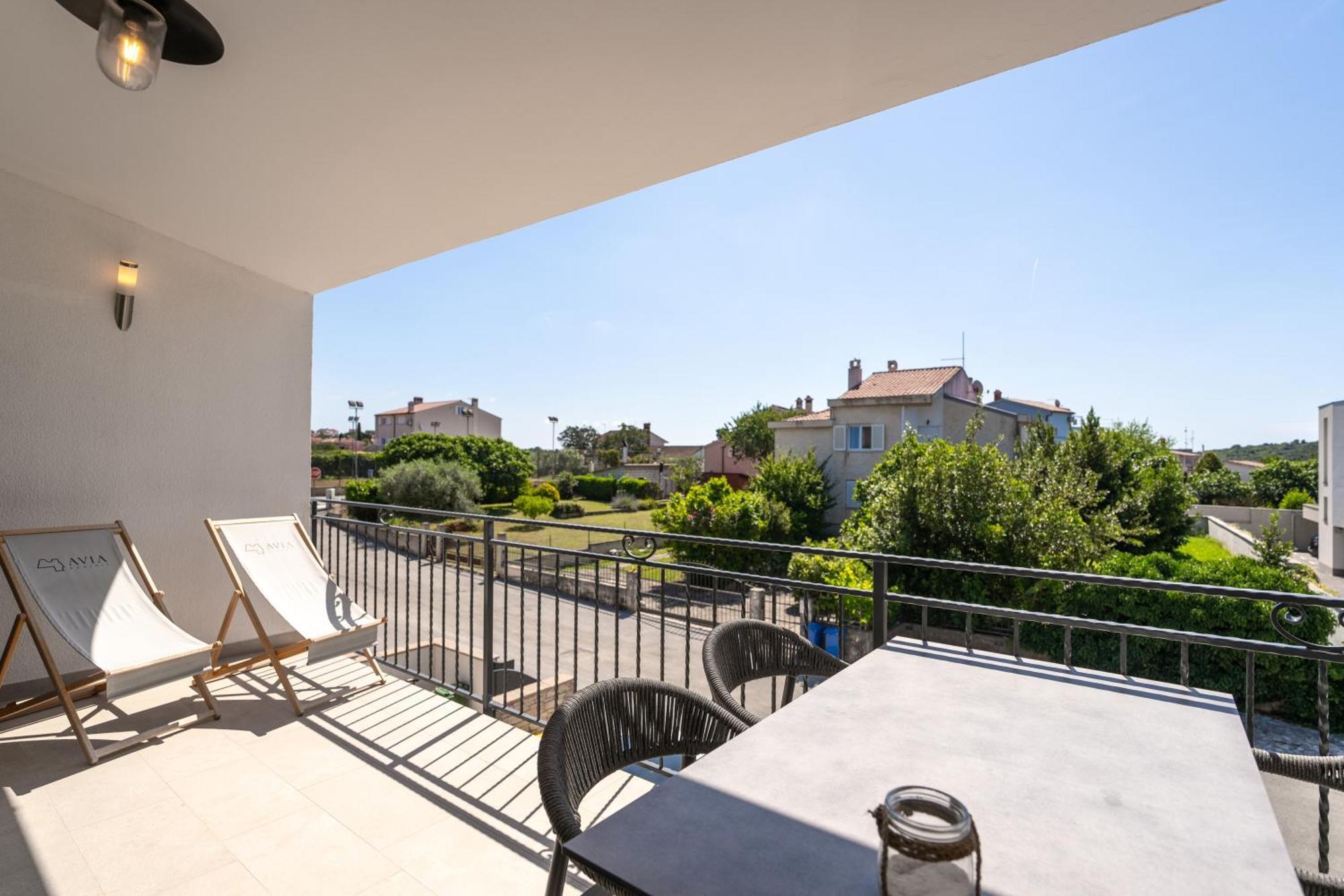 Luxury Apartments Villa San Avia บานโจเล ภายนอก รูปภาพ
